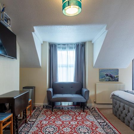 The Ambleside Apartments - Self Catering With Private Kitchen - Best For Location Dış mekan fotoğraf