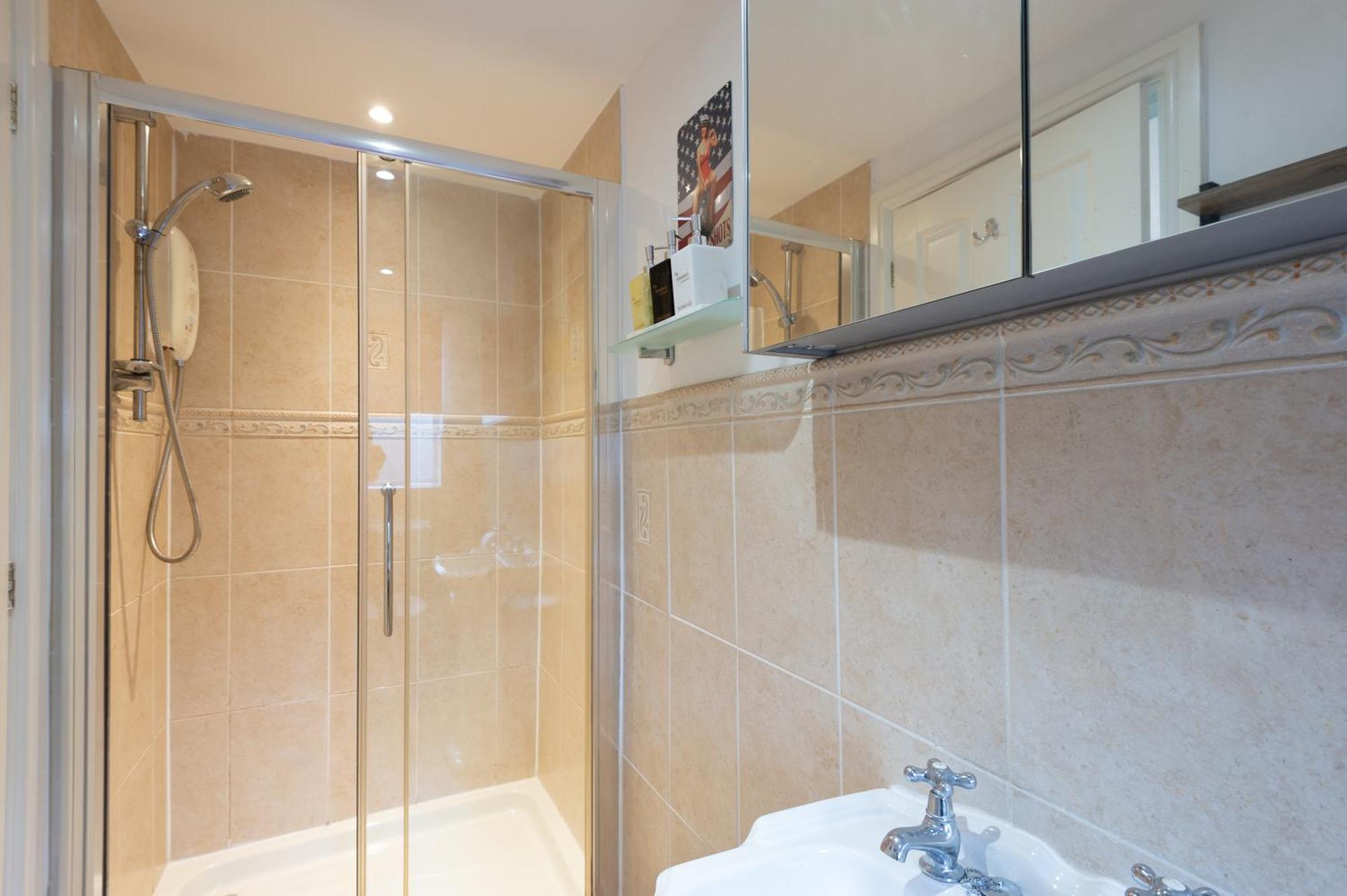 The Ambleside Apartments - Self Catering With Private Kitchen - Best For Location Dış mekan fotoğraf